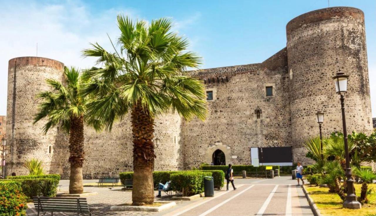 Ursino'S Luxury Bed & Breakfast Catania Bagian luar foto
