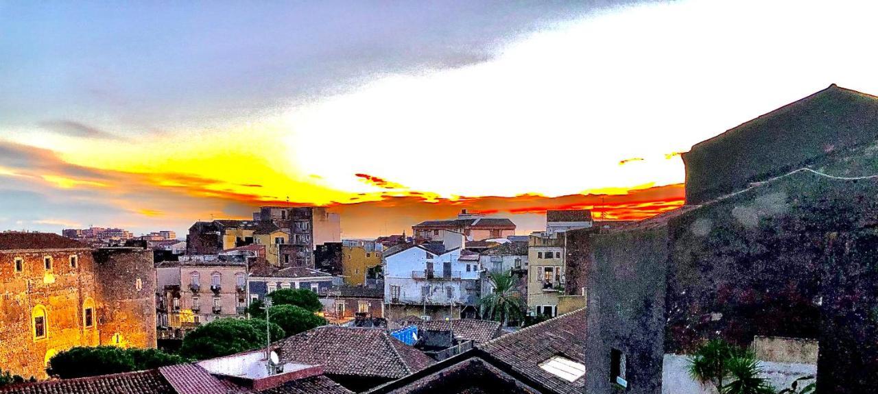 Ursino'S Luxury Bed & Breakfast Catania Bagian luar foto